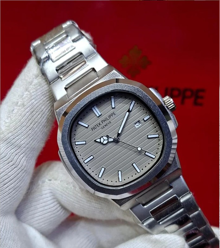 silver patex phillepes Patek Phillips Unisex Watch - Image 1